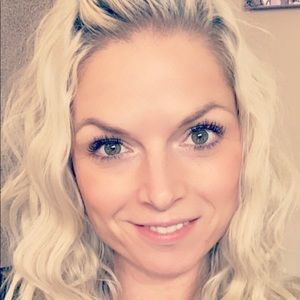 Meet your Posher, Brandi